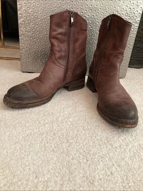 Alberto Fermani side zip boots
